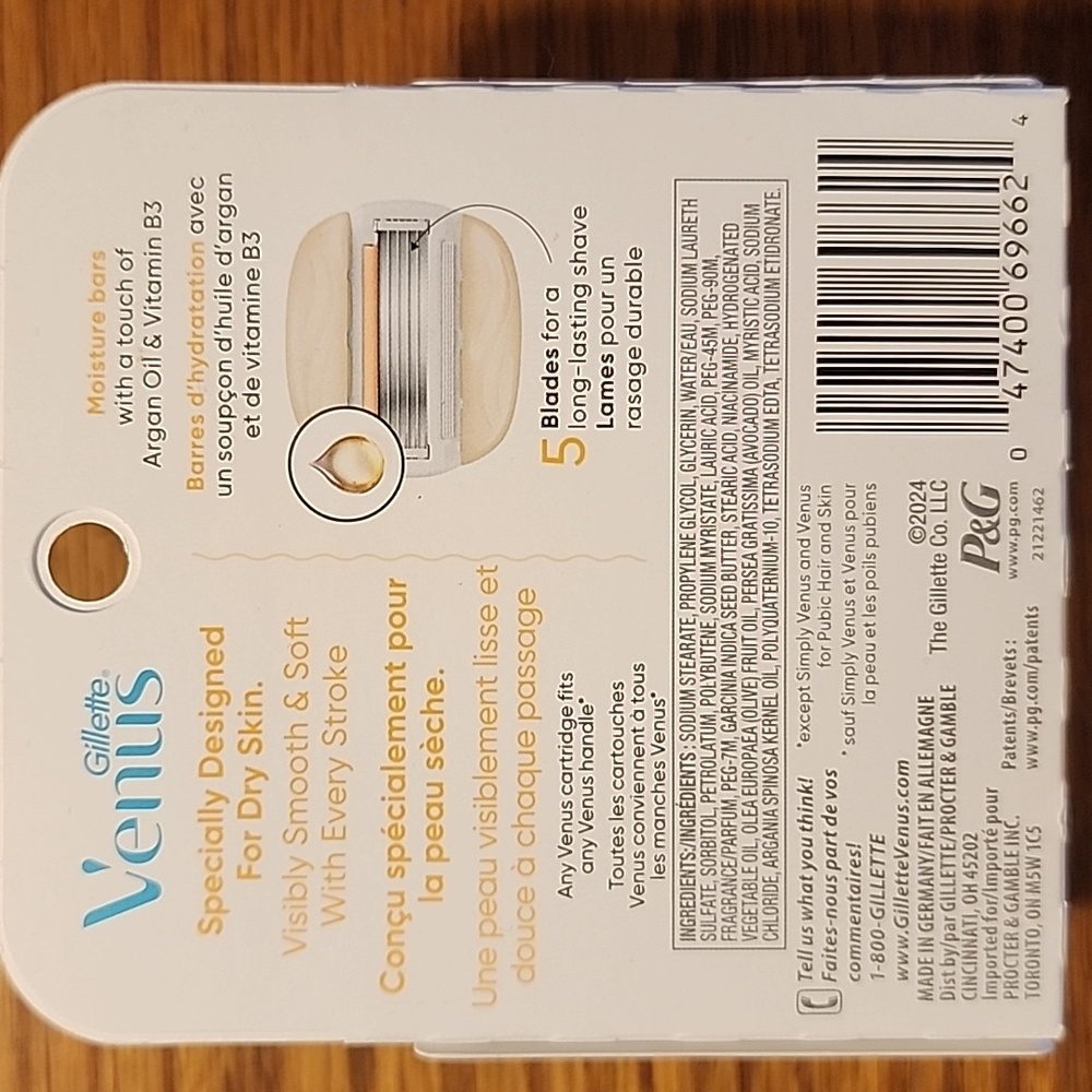 Gillette Venus MoistureGlide Razor Set - Picture 6 of 7